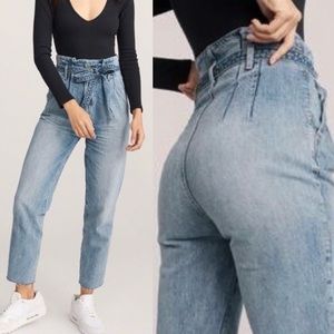 Abercrombie & Fitch high rise paper bag waist mom jeans light wash size 24 00